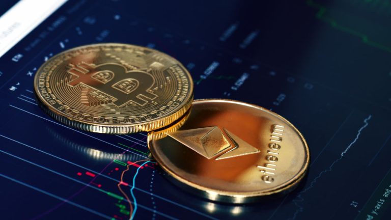 Bitcoin, Ethereum Technical Analysis: BTC Above $18,000, ETH Hits 2-Month High image
