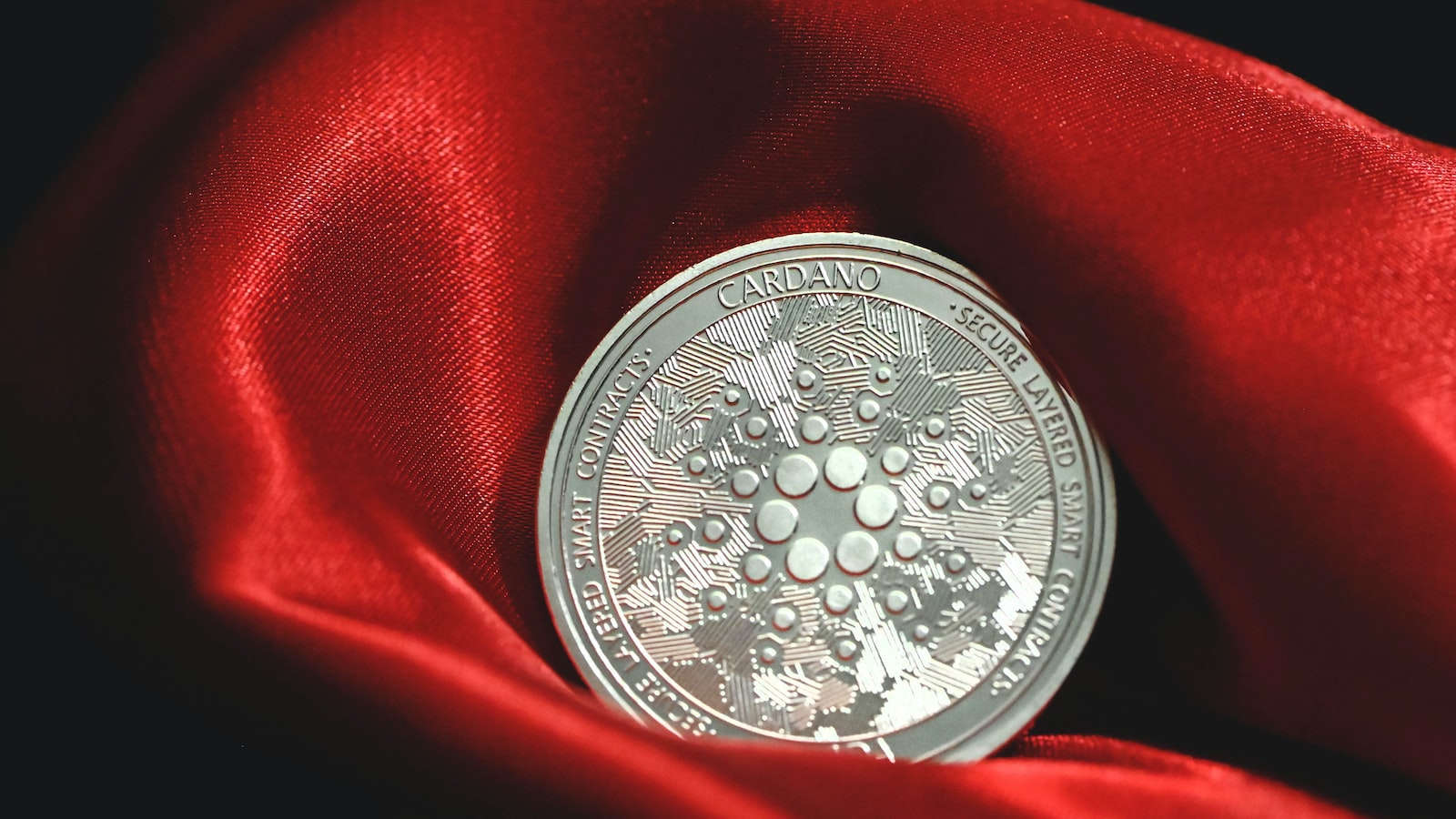 Uncovering Bitcoin: A Journey into Digital Currency. 2. Exploring the Benefits of Bitcoin