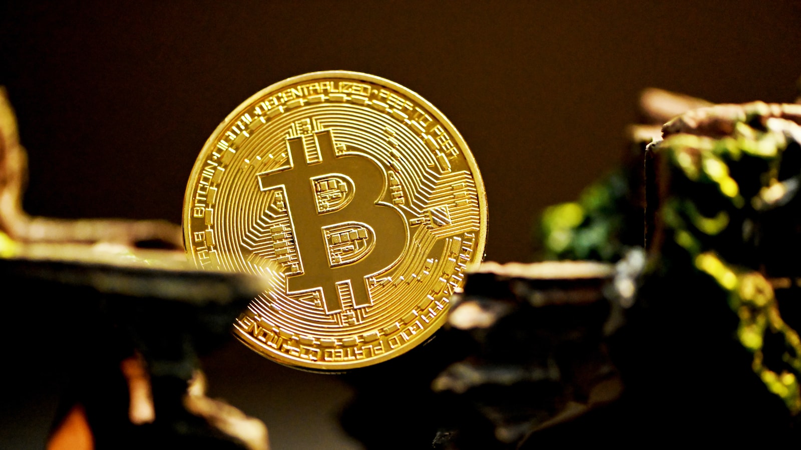 Bitcoin traders eye Fed’s Powell as FOMC hikes rates to 22-year highs 1. Bitcoin Investors Brace for Future Rates Hike