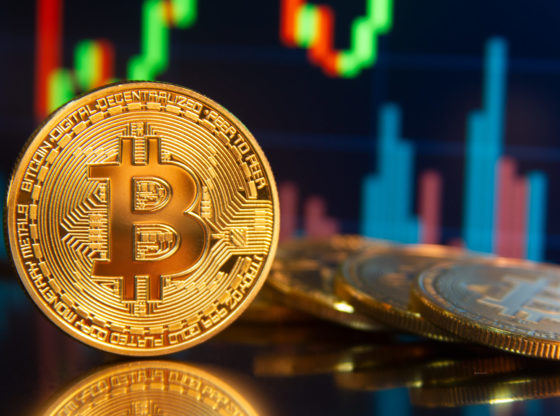 Crypto's latest obsession: Friend.tech. Critics fear a bad ending. 1. Friend.tech's Cryptocurrency Craze: What Investors Need to Know