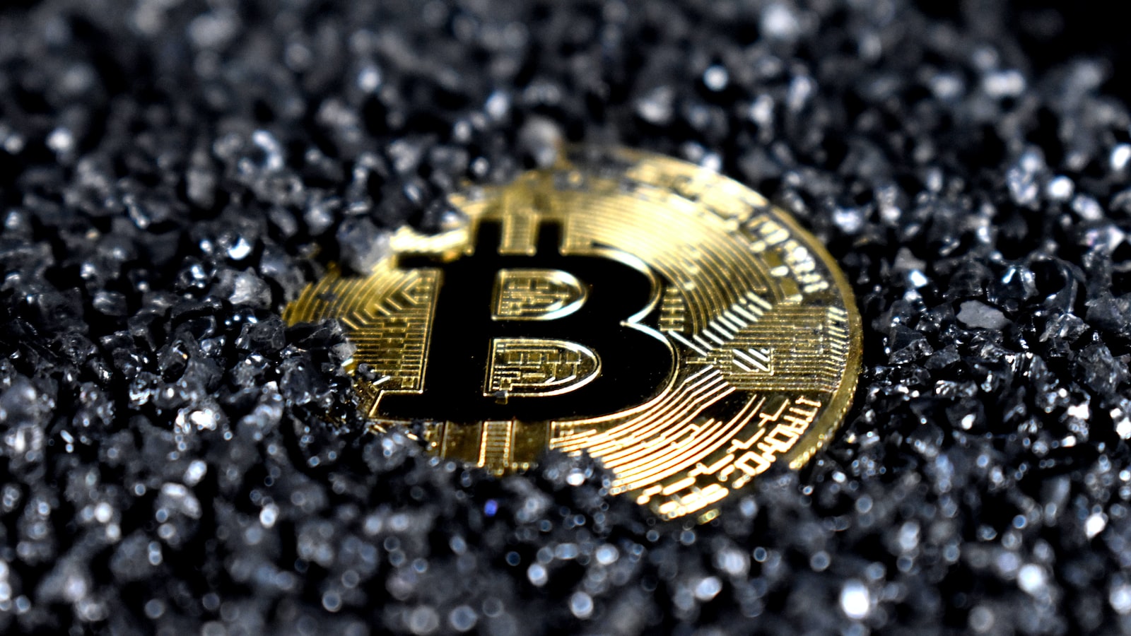 Gentrification And Bitcoin Blockspace: Economic Parallels With Real Estate 1. Exploring the Economic Link Between Gentrification and Bitcoin Blockspace