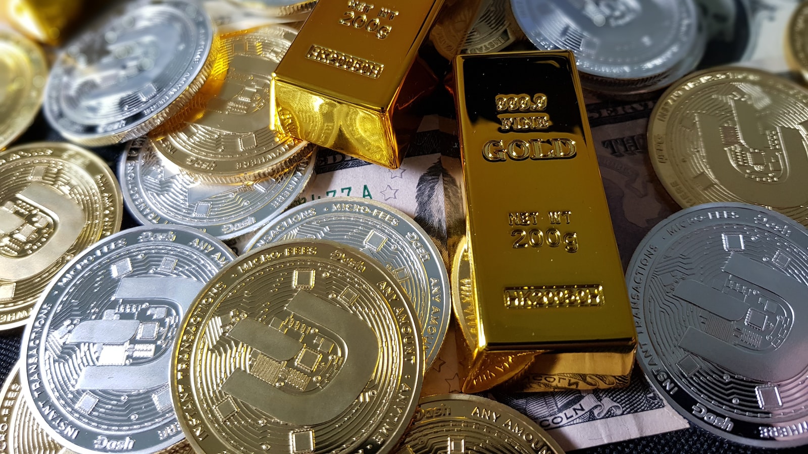 ! 1. Venture Capitalists Seek Big Profits With Altcoin Investing