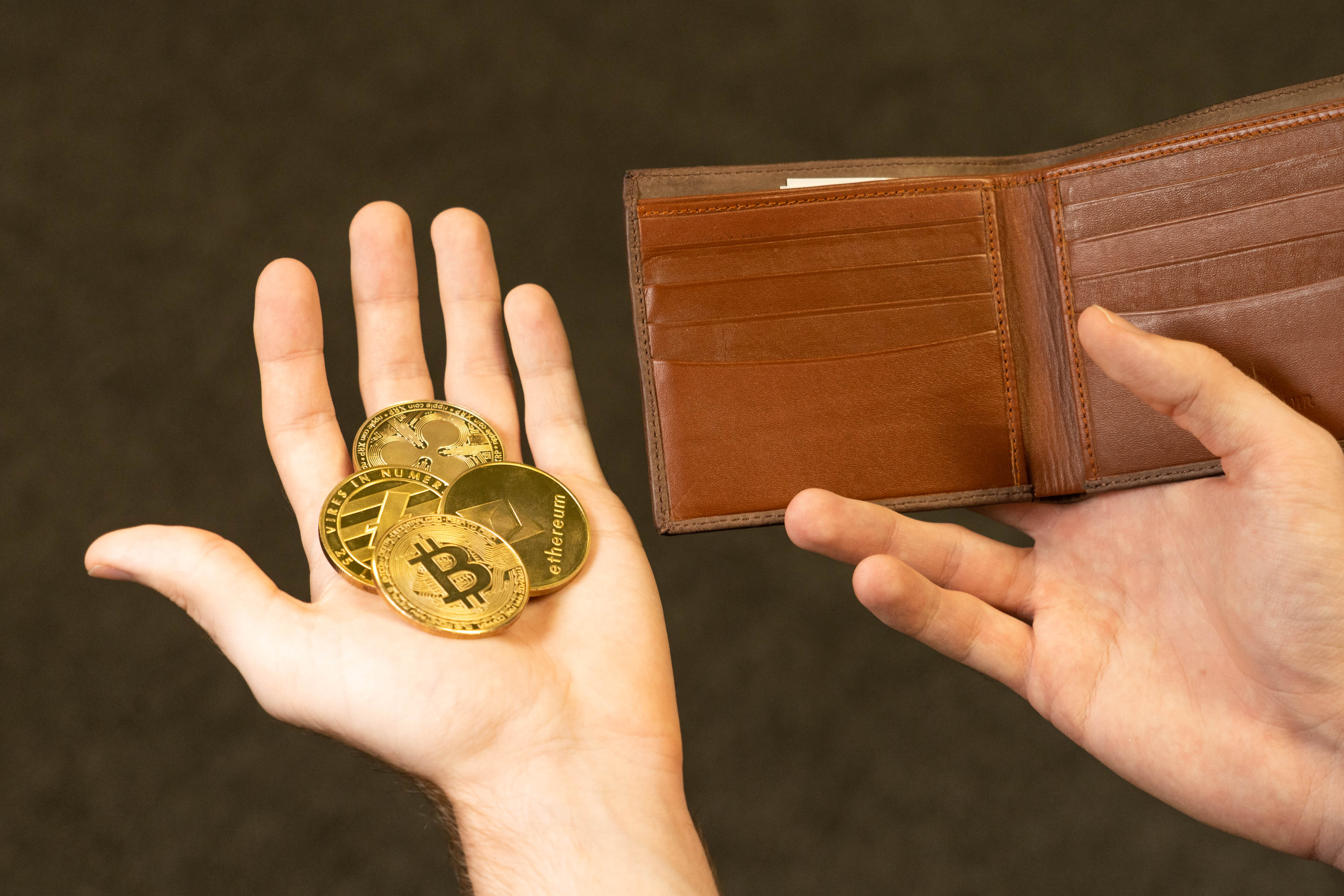 A Guide to Understanding Bitcoin Wallets 1. What are Bitcoin Wallets?