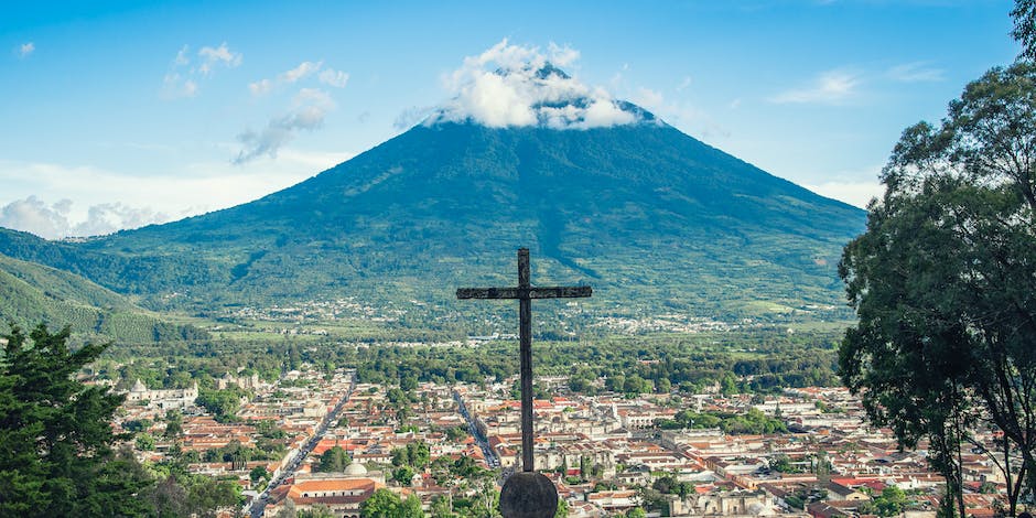 Bitcoin Blockchain Is Fighting Fraud In Guatemala’s Presidential Elections 1. Guatemala's Fight Against Fraud Utilizing Blockchain