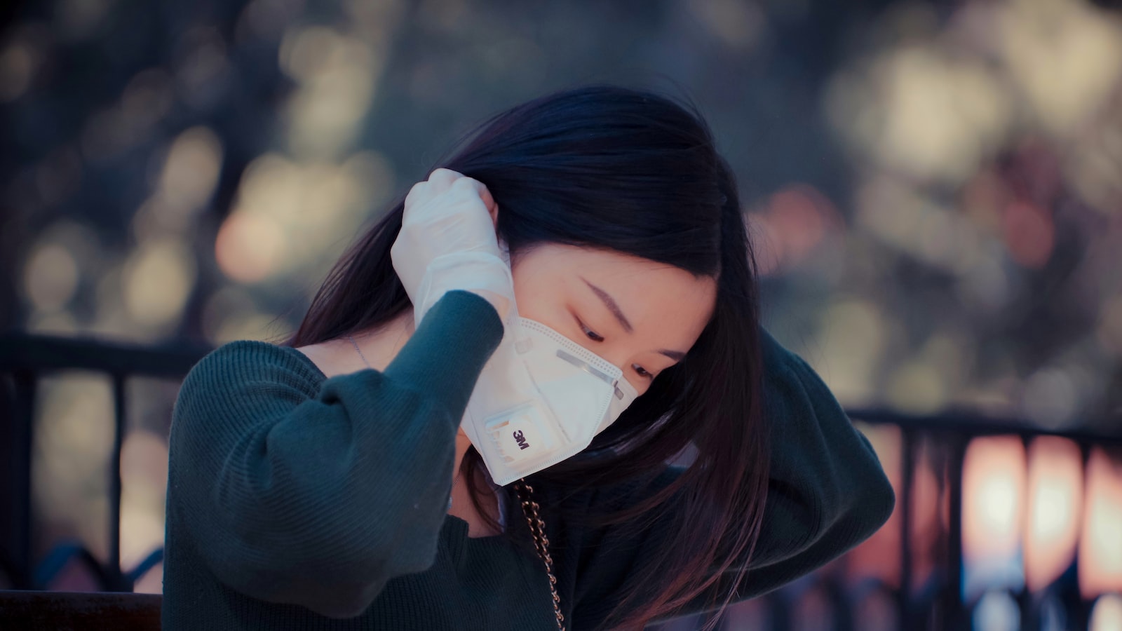 Virtual assistants revolutionizing customer service experience. 1. COVID-19 Pandemic Impacting Logistics in Air Travel