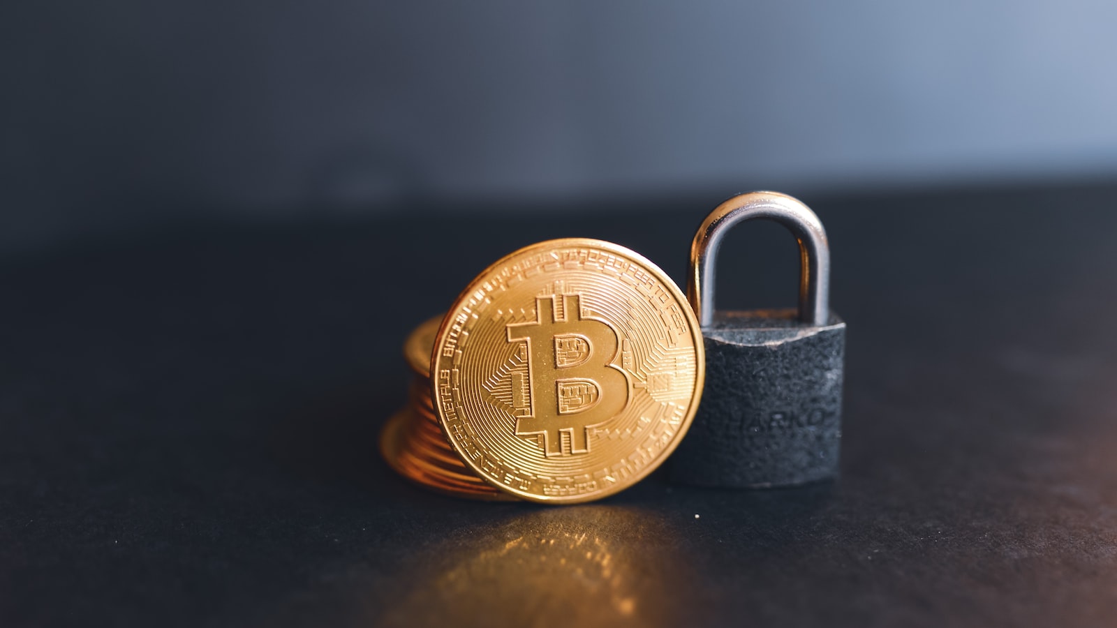 Bitcoin unstoppable: Lightning Network powers Bitcoin's success. 1. Bitcoin Blockchain Boom: The Lightning Network and David Marcus