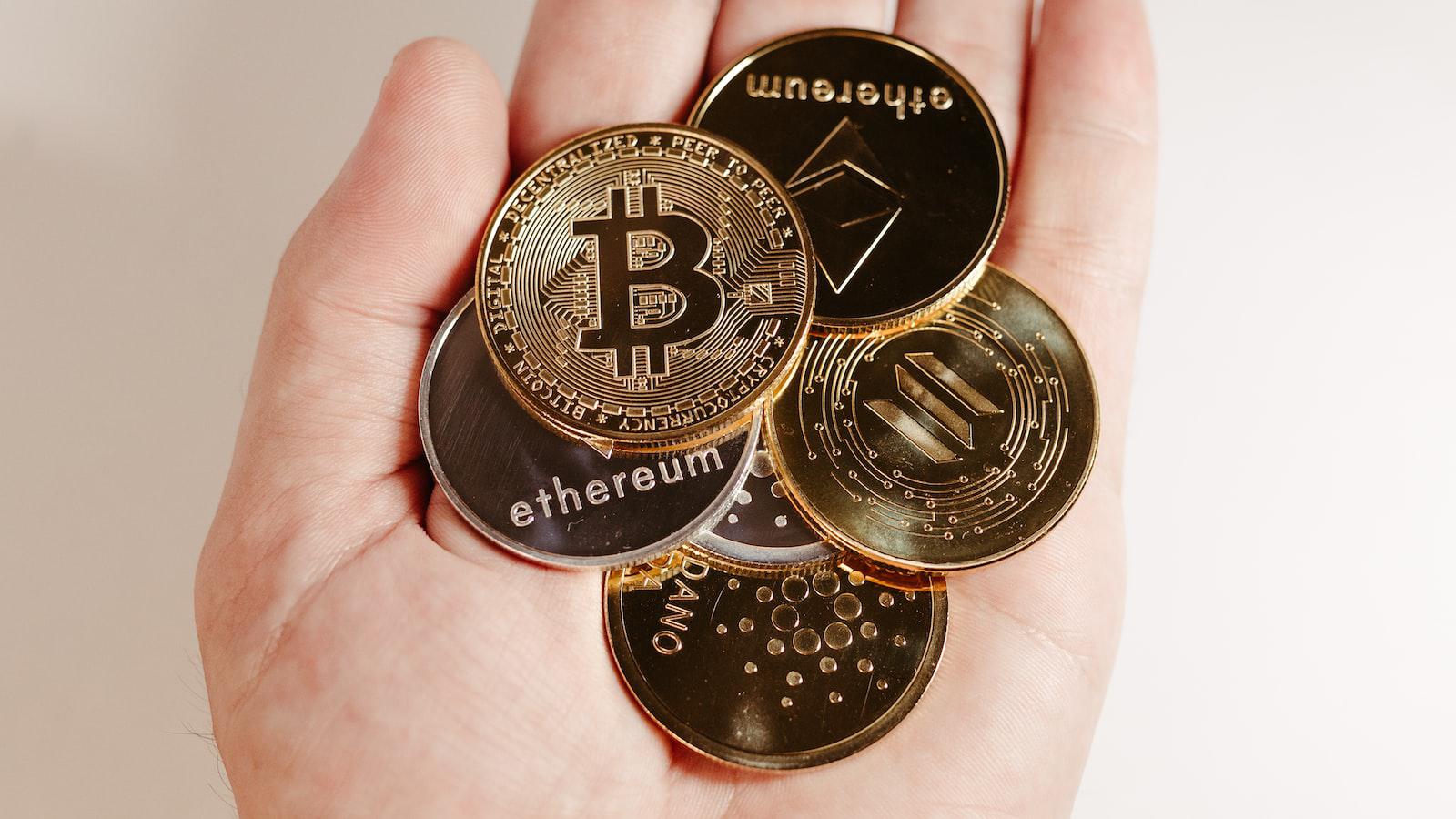 The Bitcoin Pioneers of 2009-2017 2. Satoshi Nakamoto's Revelation of Bitcoin