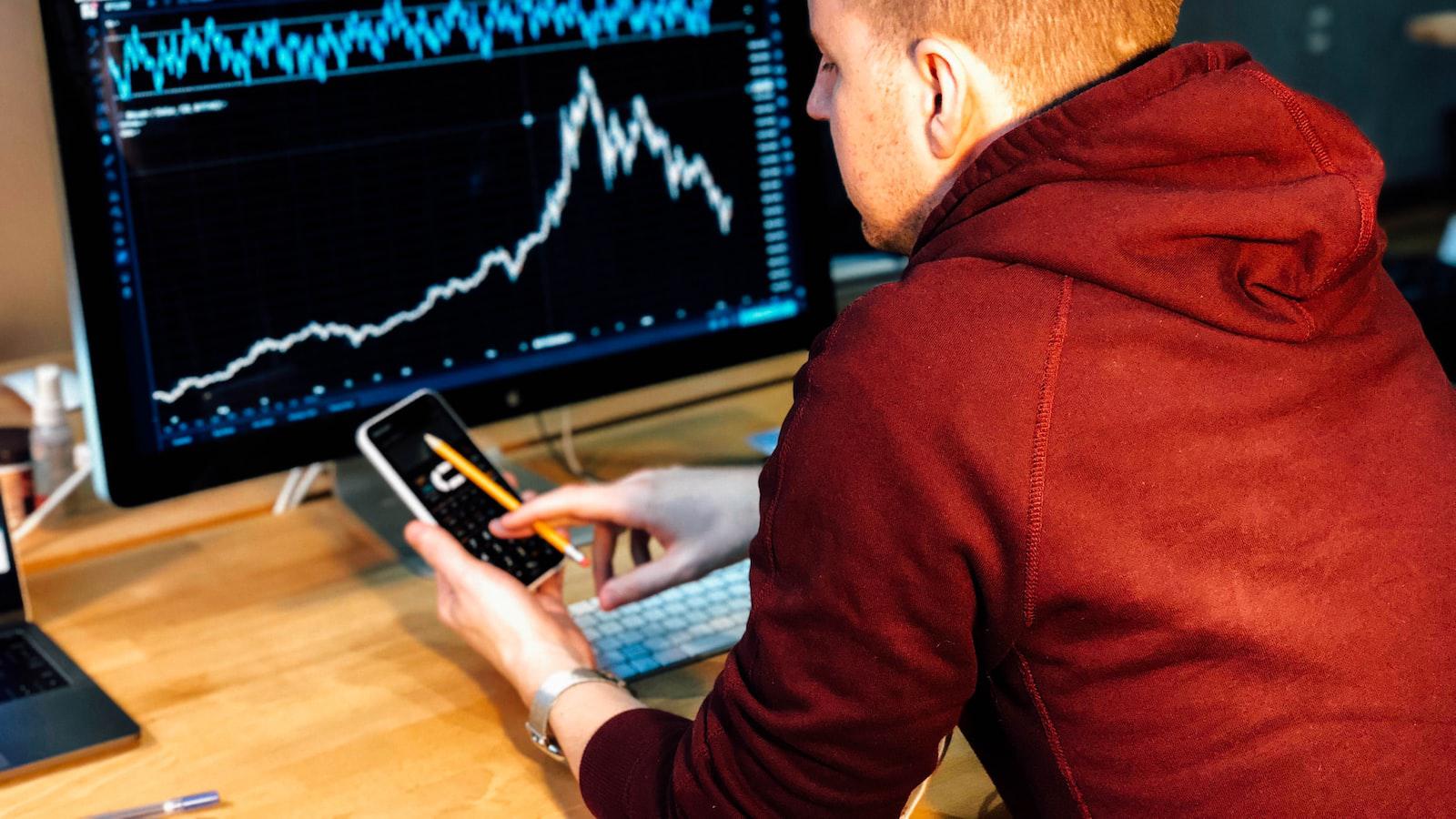 Exploring Bitcoin Transactions: A Scientific Study II. Analyzing Bitcoin Transaction Data