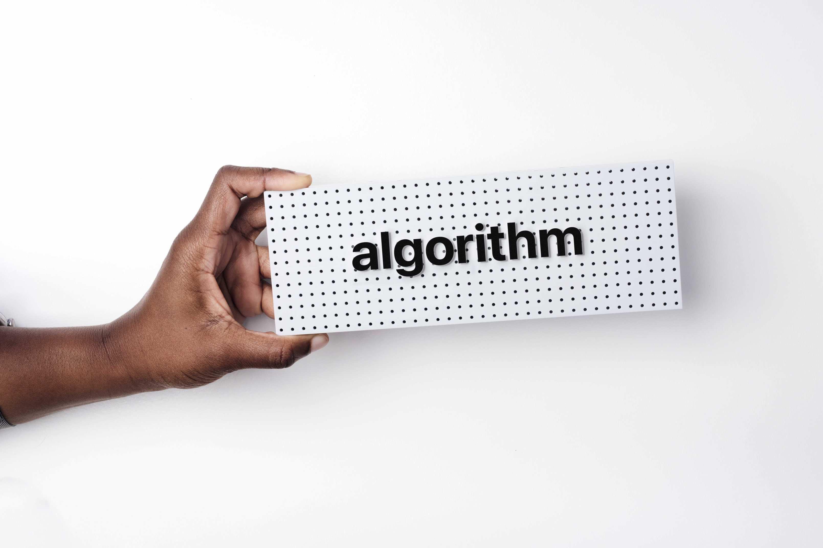 An Algorithmic Approach to Bitcoin Mining - Algorithmic Strategies for Bitcoin Mining