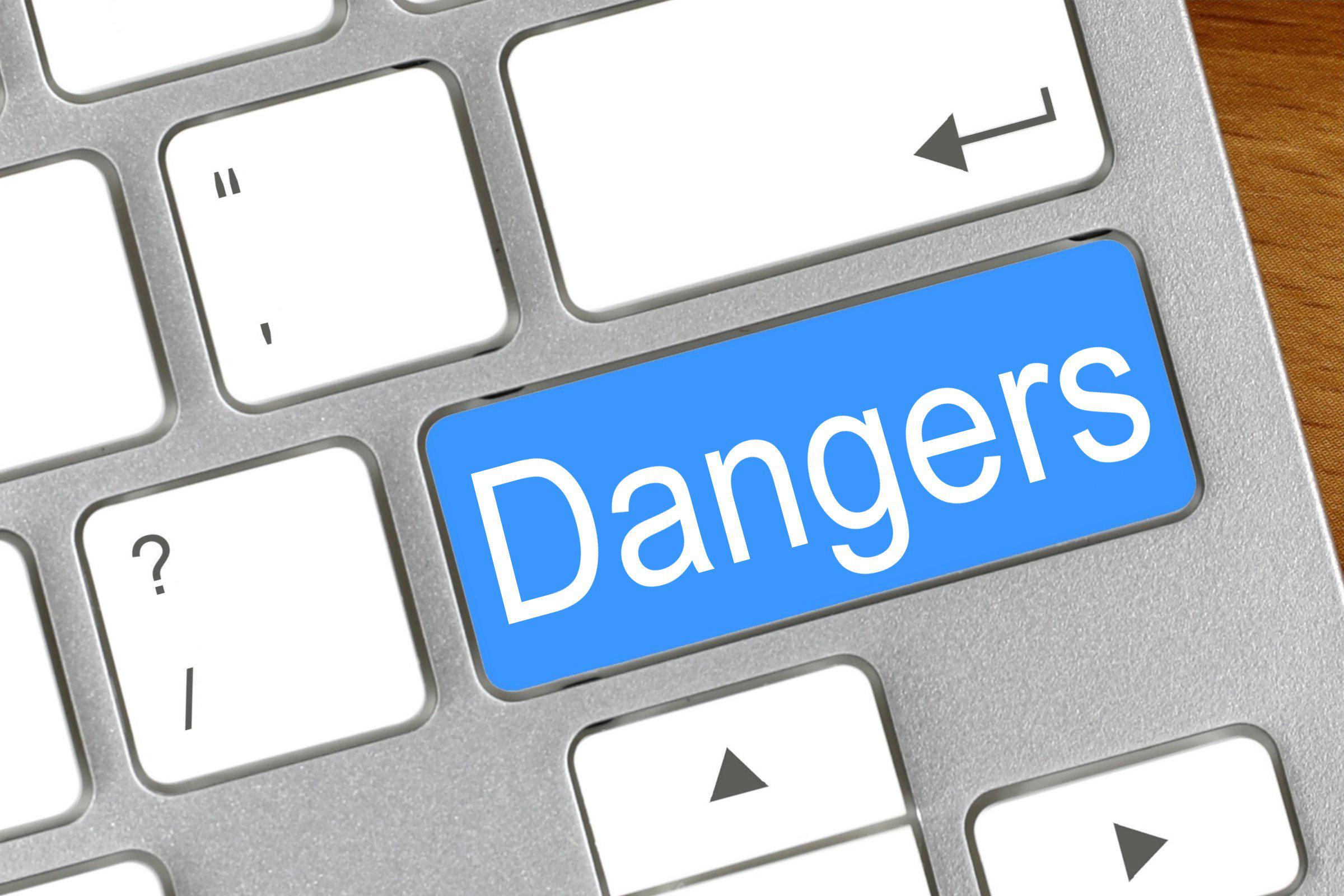 The Perils of Centralized Control 1. Dangers of Excessive Centralization: Understanding the Pitfalls