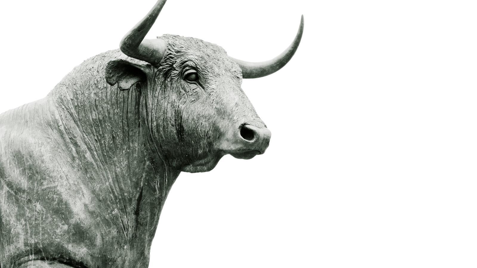 Bitcoin vs. Gold: Uncovering the Distinctive Features of Two Stores of Value Bitcoin