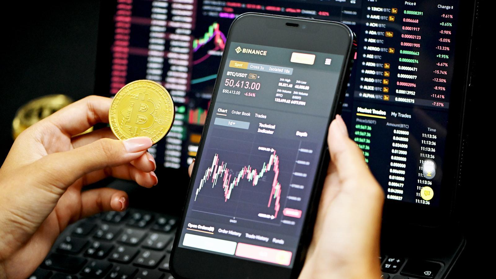 Bitcoin's Daily Pulse: Trends and Market Shifts Bitcoin