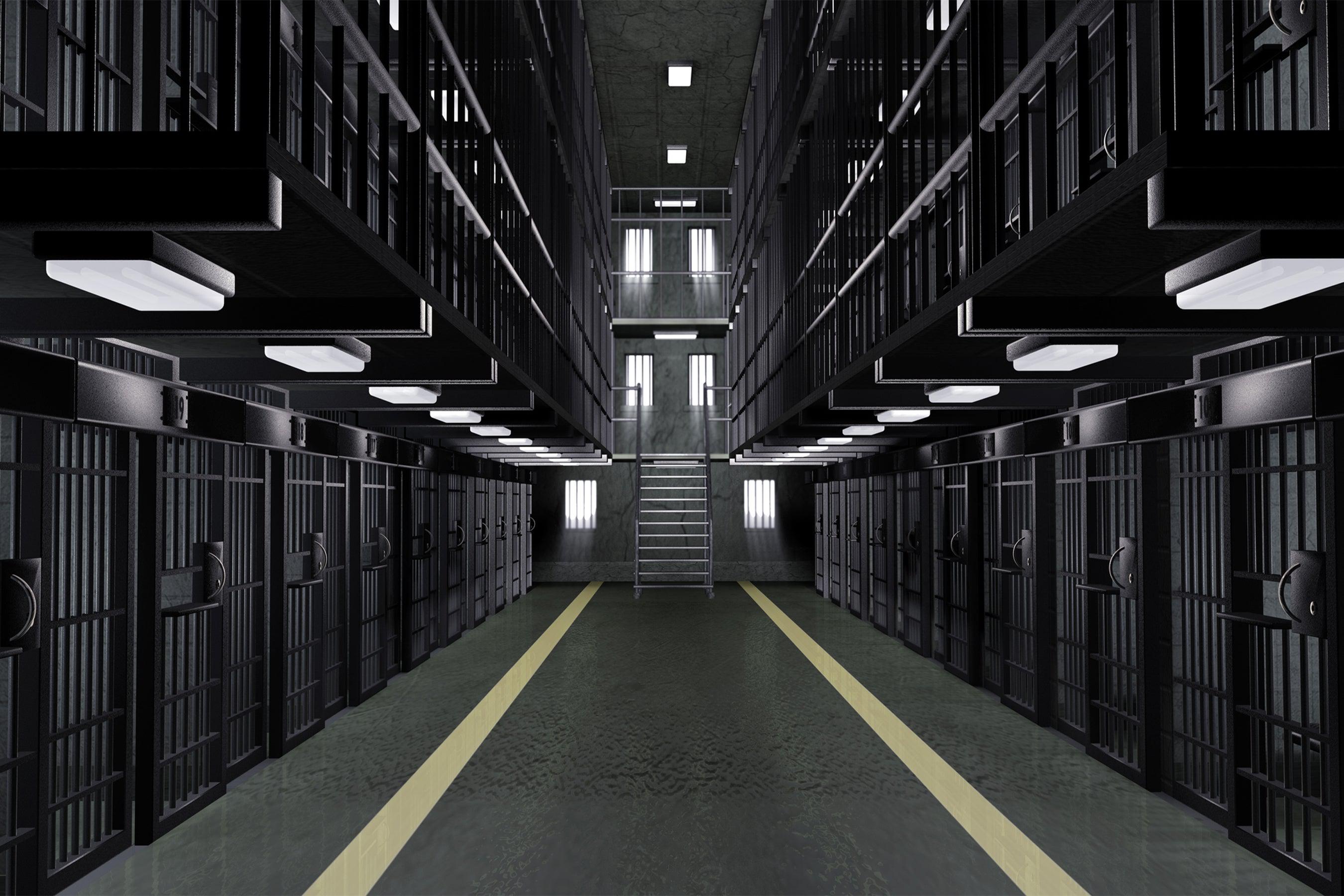 ‘Keep Your Head Down’: SBF’s Prison Advisor Offers Advice for Caroline Ellison SBFs Prison Advisors Guidance for Caroline Ellison: Keep Your Head Down