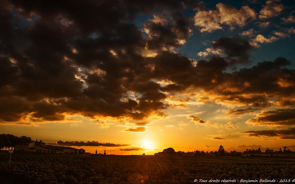 Decoding Evening Bitcoin Market Dynamics - Sunset Surprises: Analyzing Evening Bitcoin Volatility