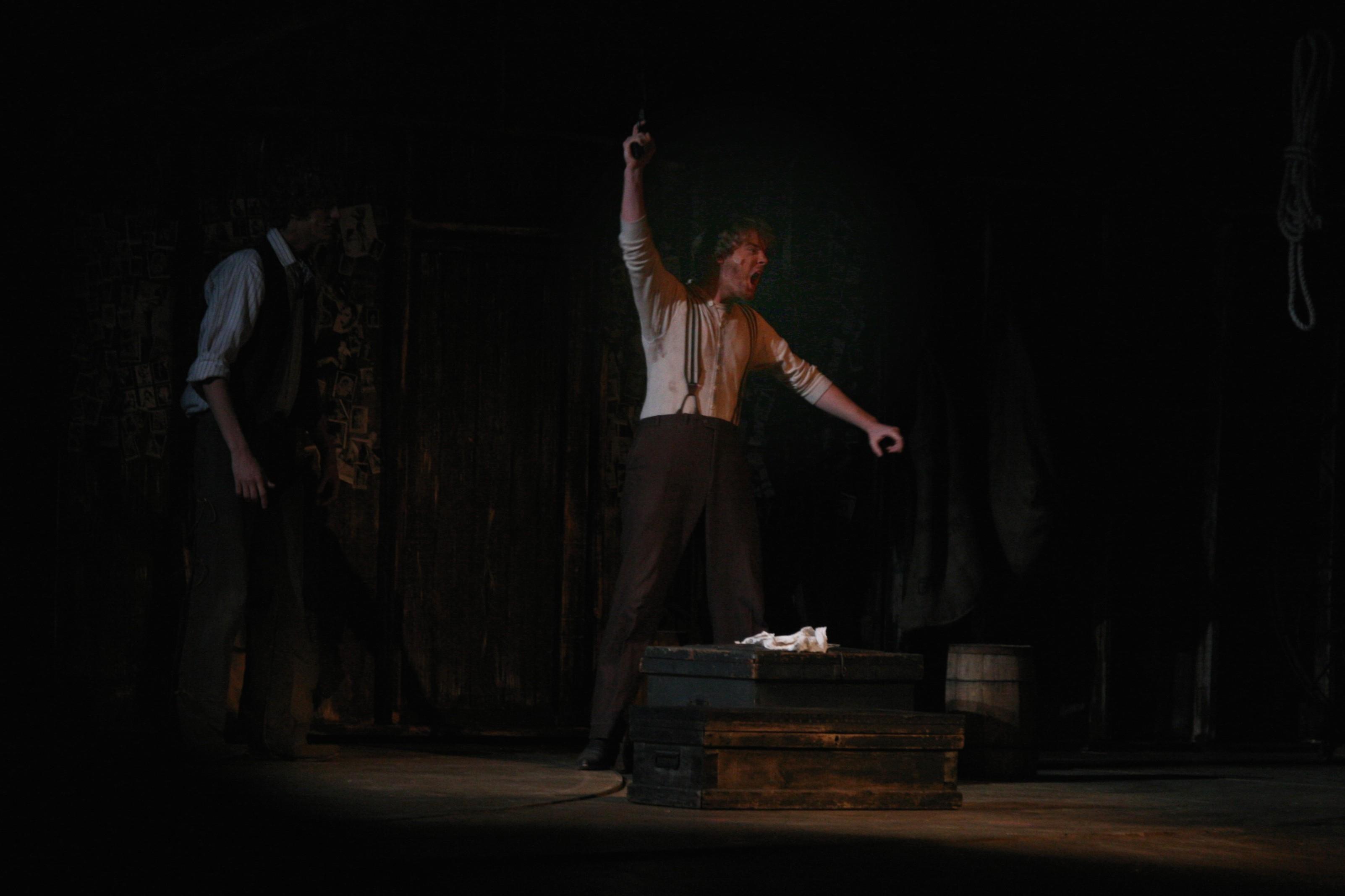 Oklahoma's Duke Miles chips teeth in painful attempt to dive for loose ball Oklahoma's duke Miles Faces Injury After Diving for Loose Ball