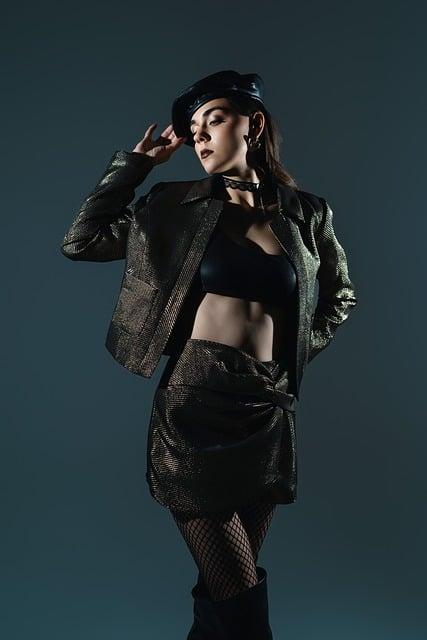 Surfside rides wave of success with spirits-forward cocktails: ‘We want to be the White Claw of this category’ Innovation and Branding: Positioning surfside as a Leader in the Category