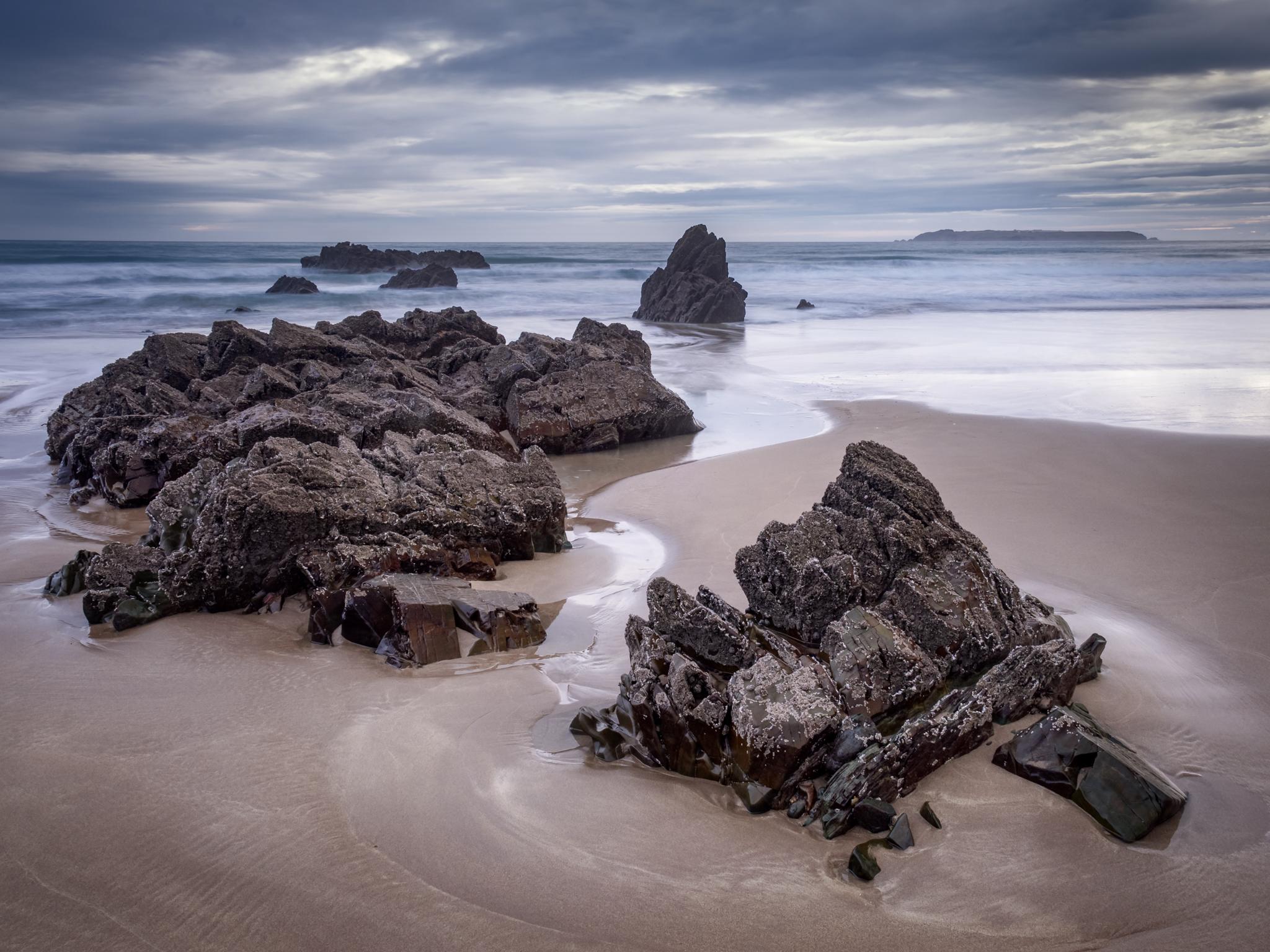 New photos from European Mars orbiter show dynamic, volcanic Red Planet terrain Implications of New Terrain Discoveries for Future Mars Missions