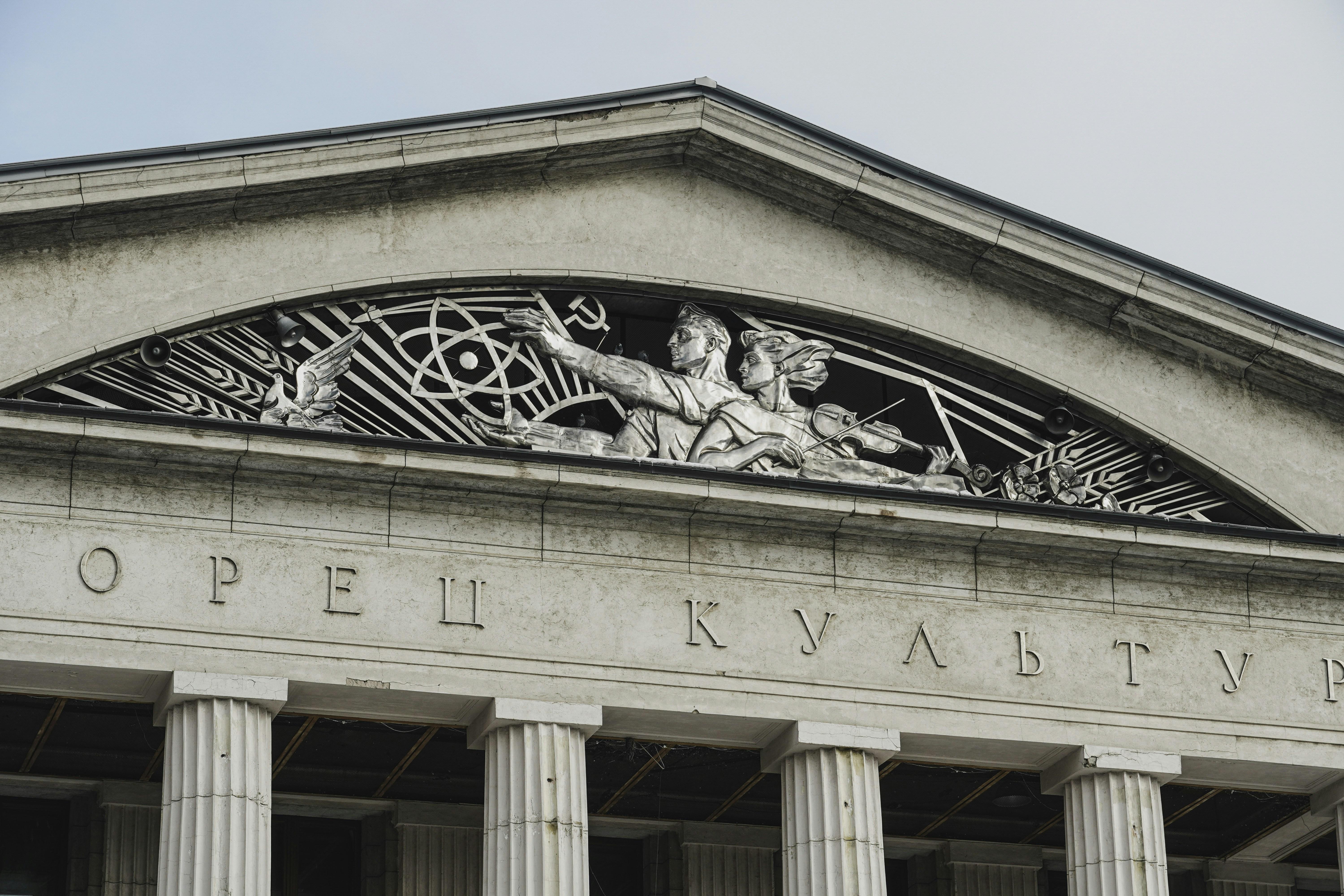 In a world strangled by monetary policy reform, Bitcoin emerges Monetary Policy Overhaul Fuels Bitcoin Demand Analysts Urge Portfolio Diversification into Digital Assets