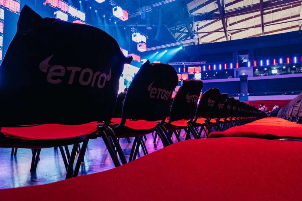 eToro Agrees to Acquire TradeZero in $231M US Expansion, Stock Tanks 10%