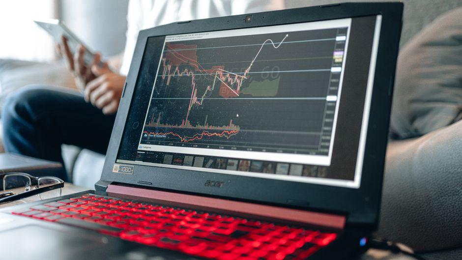 Bullish shares surge 14% as subscription revenue offsets digital asset slowdown