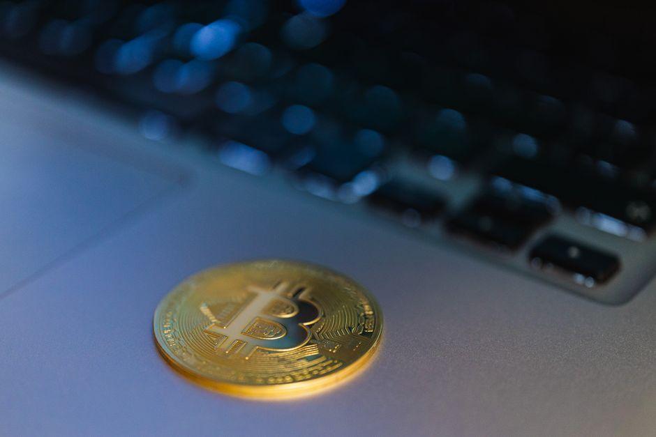 Blockchain Mystery Solved, ETFs Snap Back, Fed Week Looms | Midday Edition