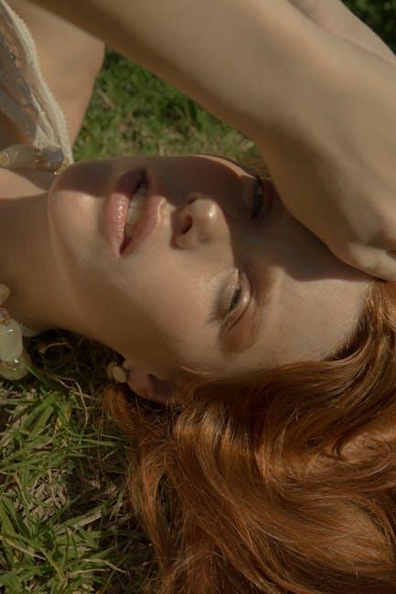 Jennifer Lopez & Ben Affleck Officially Single Following Divorce Settlement