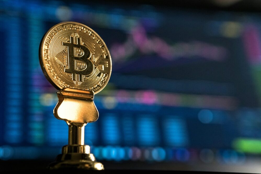 Exploring Bitcoin: Essential Reads for Crypto Enthusiasts