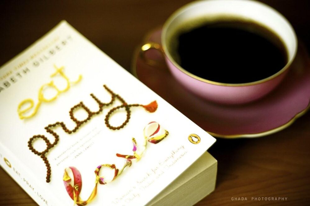 Essential Bitcoin Books and Collectibles for Crypto Fans