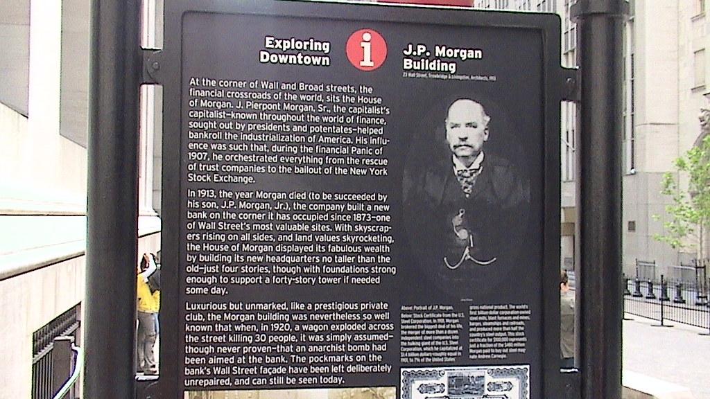 JPMorgan Says⁣ Bitcoin Looks Cheap Compared to Gold and signals Significant Upside